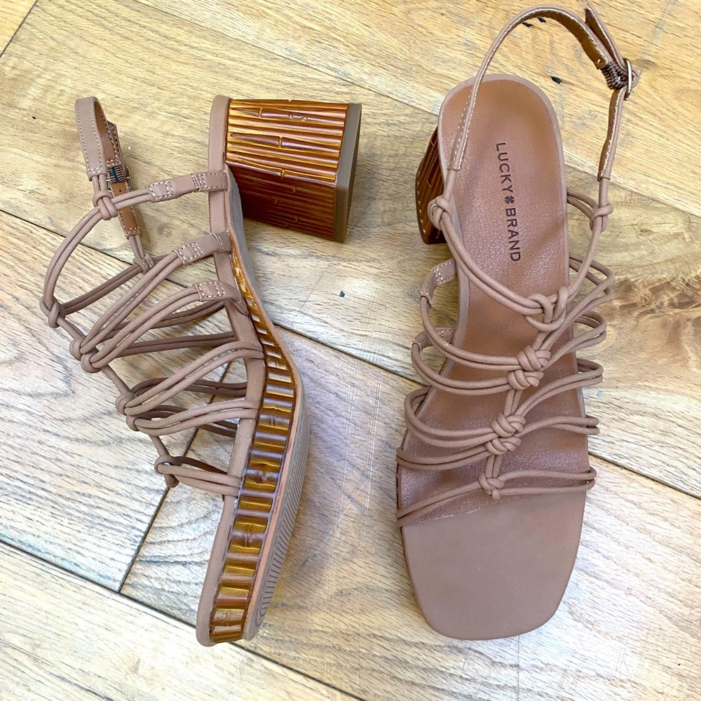 Lucky Brand boho tan heel sandals​